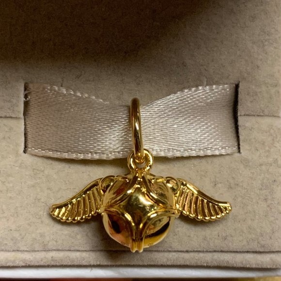 Pandora Harry Potter, Golden Snitch Pendant - Picture 6 of 8